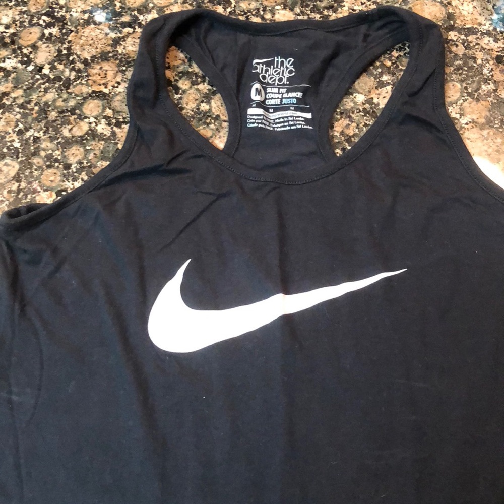 Nike women’s athletic tank